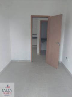 Apartamento Novo com 2 Dormitórios (1 Suíte) a 290m da Praia das Toninhas em Ubatuba