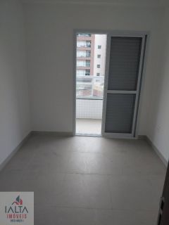 Apartamento Novo com 2 Dormitórios (1 Suíte) a 290m da Praia das Toninhas em Ubatuba