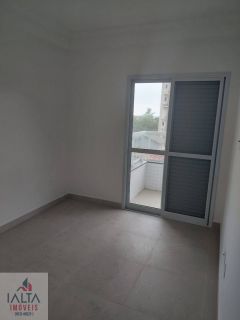 Apartamento Novo com 2 Dormitórios (1 Suíte) a 290m da Praia das Toninhas em Ubatuba