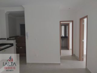 Apartamento Novo com 2 Dormitórios (1 Suíte) pertinho da Praia das Toninhas