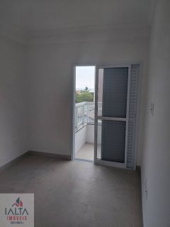 Apartamento Novo com 2 Dormitórios (1 Suíte) pertinho da Praia das Toninhas