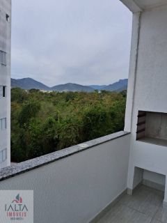 localização próxima ao MAR !