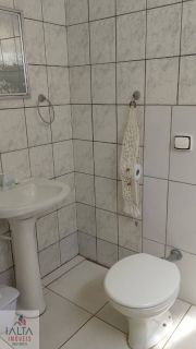 Apto térreo bem localizado!