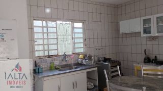 Apto térreo bem localizado!