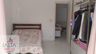 Apto térreo bem localizado!