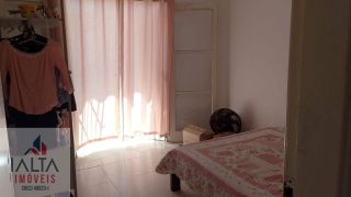 Apto térreo bem localizado!