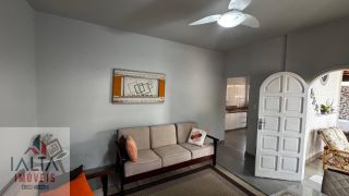 Casa com quintal amplo no Indaiá - Caraguatatuba/SP