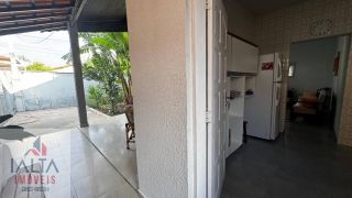 Casa com quintal amplo no Indaiá - Caraguatatuba/SP