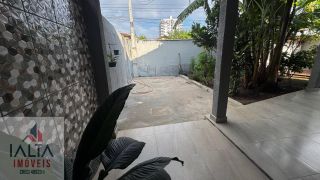 Casa com quintal amplo no Indaiá - Caraguatatuba/SP