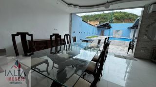 Belíssima Casa com Piscina, Martim de Sá - Caraguatatuba/SP