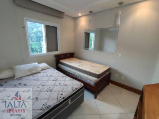 Cobertura com 3 Suítes a 100m da Praia em Condomínio Completo