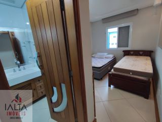 Cobertura com 3 Suítes a 100m da Praia em Condomínio Completo