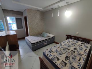 Cobertura com 3 Suítes a 100m da Praia em Condomínio Completo