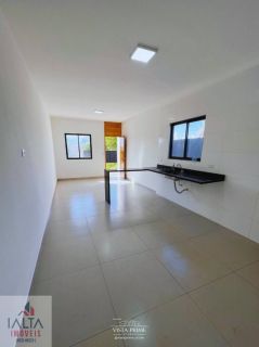 Casa Para Vender com 2 quartos 1 suítes no bairro Jardim das Palmeiras  em Caraguatatuba