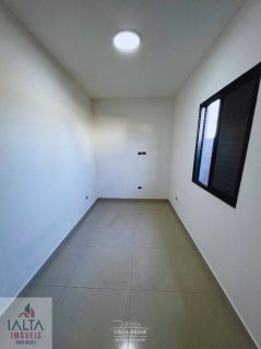 Casa Para Vender com 2 quartos 1 suítes no bairro Jardim das Palmeiras  em Caraguatatuba