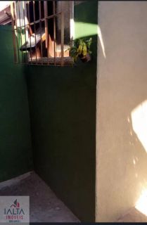 Casa no Centro Próxima ao Comércio com 3 Dormitórios e 2 Suítes