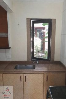 Casa no Centro Próxima ao Comércio com 3 Dormitórios e 2 Suítes