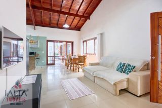 Casa à Venda em Condomínio Fechado – Conforto, Segurança e Lazer Completo!