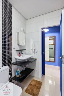 Casa à Venda em Condomínio Fechado – Conforto, Segurança e Lazer Completo!