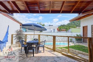 Casa à Venda em Condomínio Fechado – Conforto, Segurança e Lazer Completo!