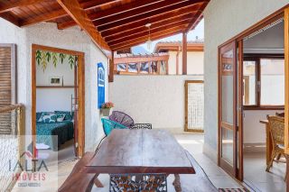 Casa à Venda em Condomínio Fechado – Conforto, Segurança e Lazer Completo!