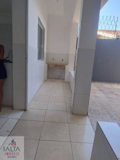 Casa com 1 Dormitório a 170m da Orla da Praia do Perequê-Açu