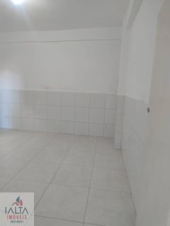 Casa com 1 Dormitório a 170m da Orla da Praia do Perequê-Açu