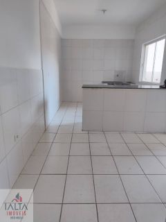 Casa com 1 Dormitório a 170m da Orla da Praia do Perequê-Açu