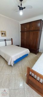 Apartamento a 50 metros da Praia Grande em Ubatuba – Oportunidade Imperdível!