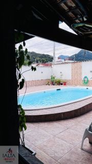 OPORTUNIDADE DE CASA PRÓXIMO AO CENTRO