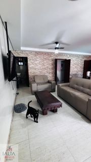 OPORTUNIDADE DE CASA PRÓXIMO AO CENTRO