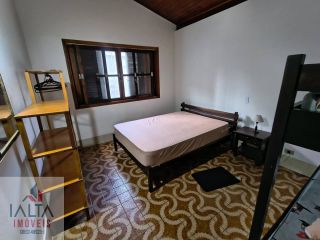 Casa próximo a orla!