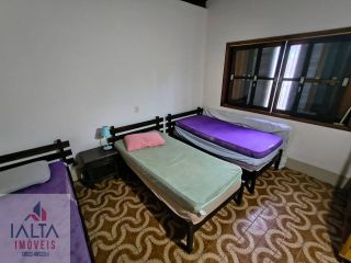 Casa próximo a orla!