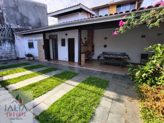 Casa próximo a orla!