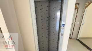 Apartamento Para Vender com 2 quartos 1 suítes no bairro Mirante do Camaroeiro em Caraguatatuba