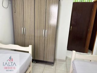 Charmoso Apartamento a 50m da Orla do Itaguá com 2 Suítes, Lazer e Vaga Coberta