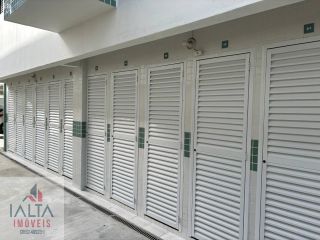 Charmoso Apartamento a 50m da Orla do Itaguá com 2 Suítes, Lazer e Vaga Coberta