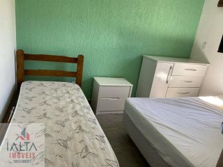 Triplex Mobiliado no Itaguá com 3 Quartos, Ar-Condicionado, Piscina e Ótima Localização Próxima às Praias