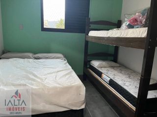 Triplex Mobiliado no Itaguá com 3 Quartos, Ar-Condicionado, Piscina e Ótima Localização Próxima às Praias
