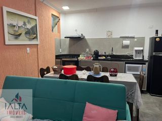 Triplex Mobiliado no Itaguá com 3 Quartos, Ar-Condicionado, Piscina e Ótima Localização Próxima às Praias