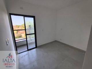 Apartamento bem localizado a poucos metros da orla!