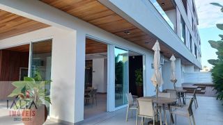 Cobertura Exclusiva frente para o mar!