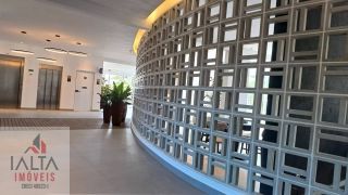 Cobertura Exclusiva frente para o mar!