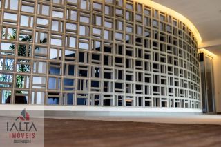 Cobertura Exclusiva frente para o mar!