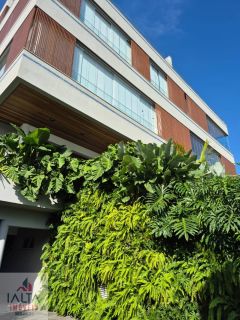 Cobertura Exclusiva frente para o mar!