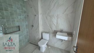 Cobertura Exclusiva frente para o mar!