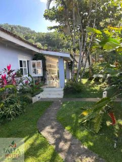 Casa charmosa próximo a orla!