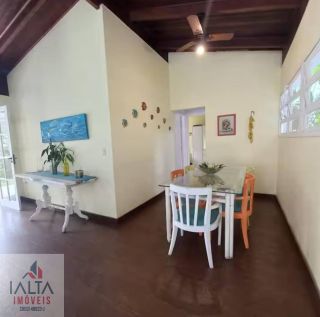 Casa charmosa próximo a orla!