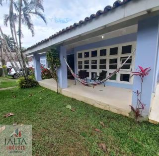 Casa charmosa próximo a orla!