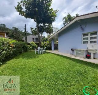 Casa charmosa próximo a orla!
